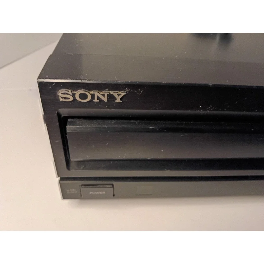 Sony CDP-C401 5-Disc Automatic Disc Loading CD Player w remote